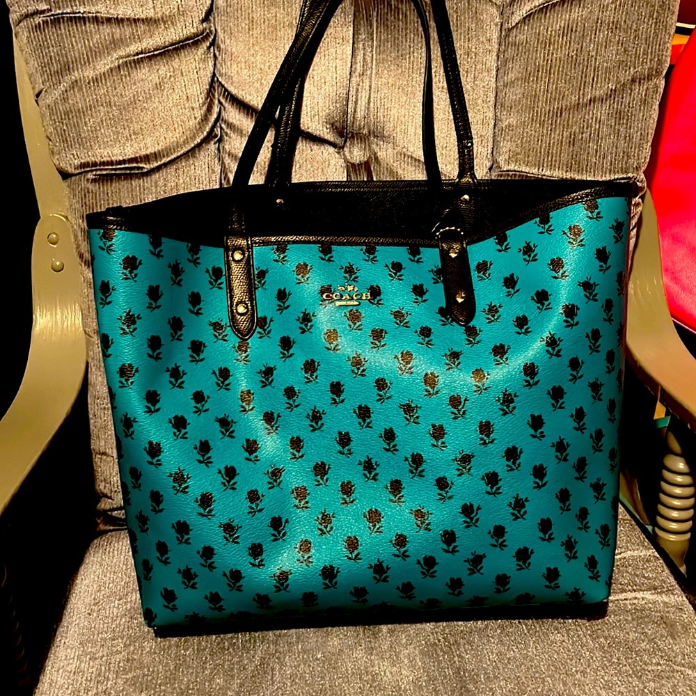 Coach Signature Reversible